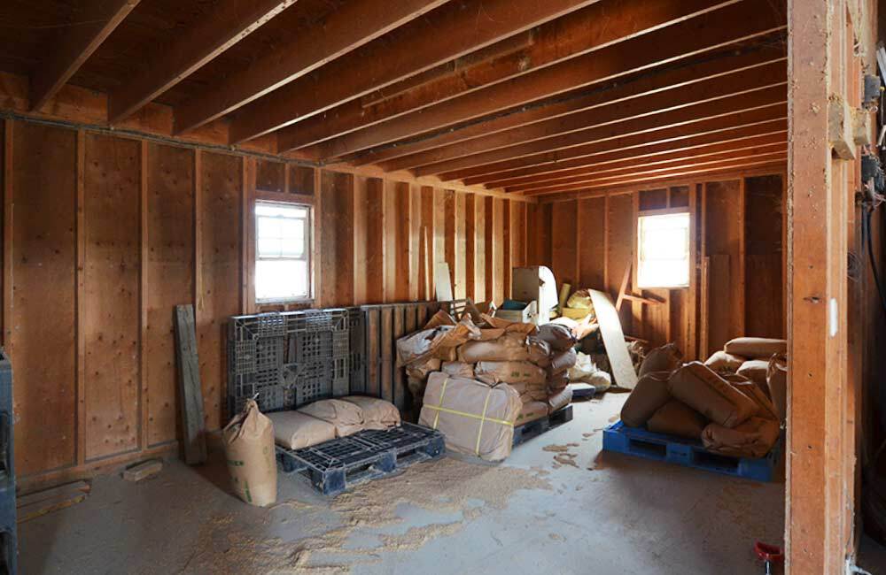 木造ガレージ 農業用倉庫