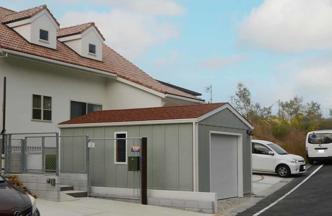 木造ガレージ